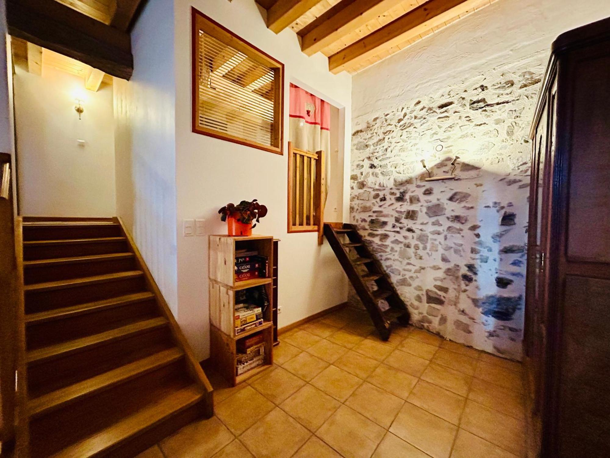 Au Pied Du Chateau- Parking Wifi Jardin - Clg Savoie Freterive Buitenkant foto