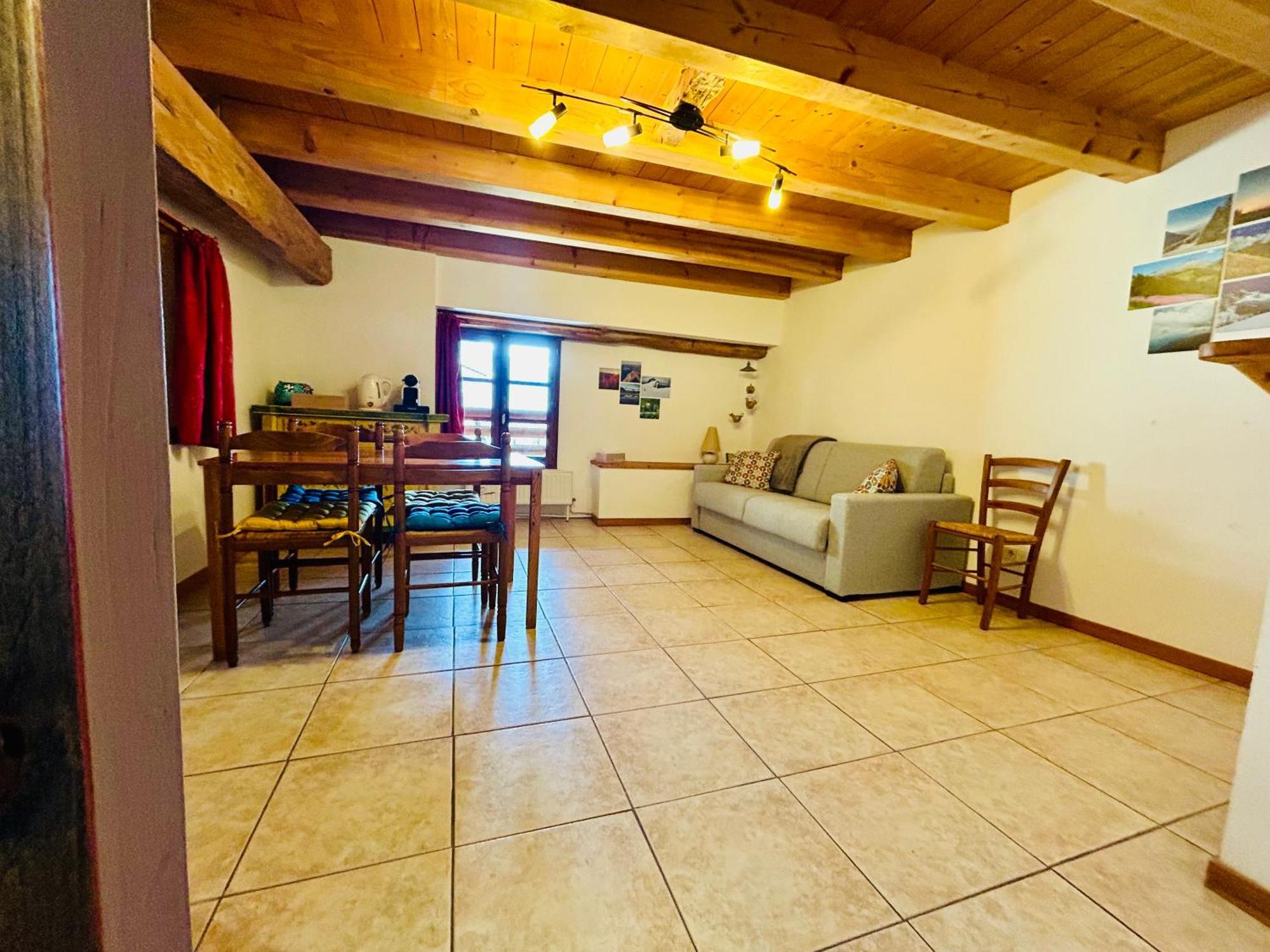 Au Pied Du Chateau- Parking Wifi Jardin - Clg Savoie Freterive Buitenkant foto